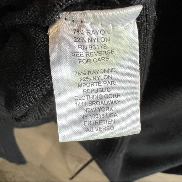 Chelsea & Theodore Black Open Lightweight Cardigan Sweater - Picture 6 of 9